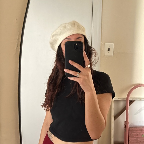 VINTAGE Off White Liz Claiborne Rabbit Wool Beret - Picture 2 of 6